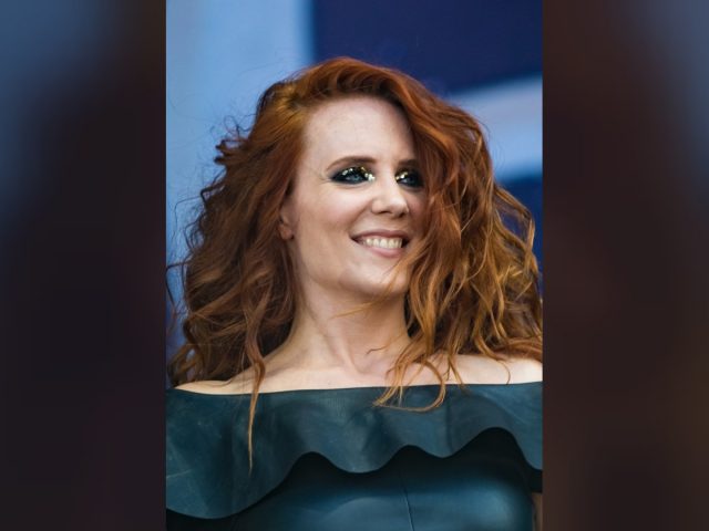Simone Simons