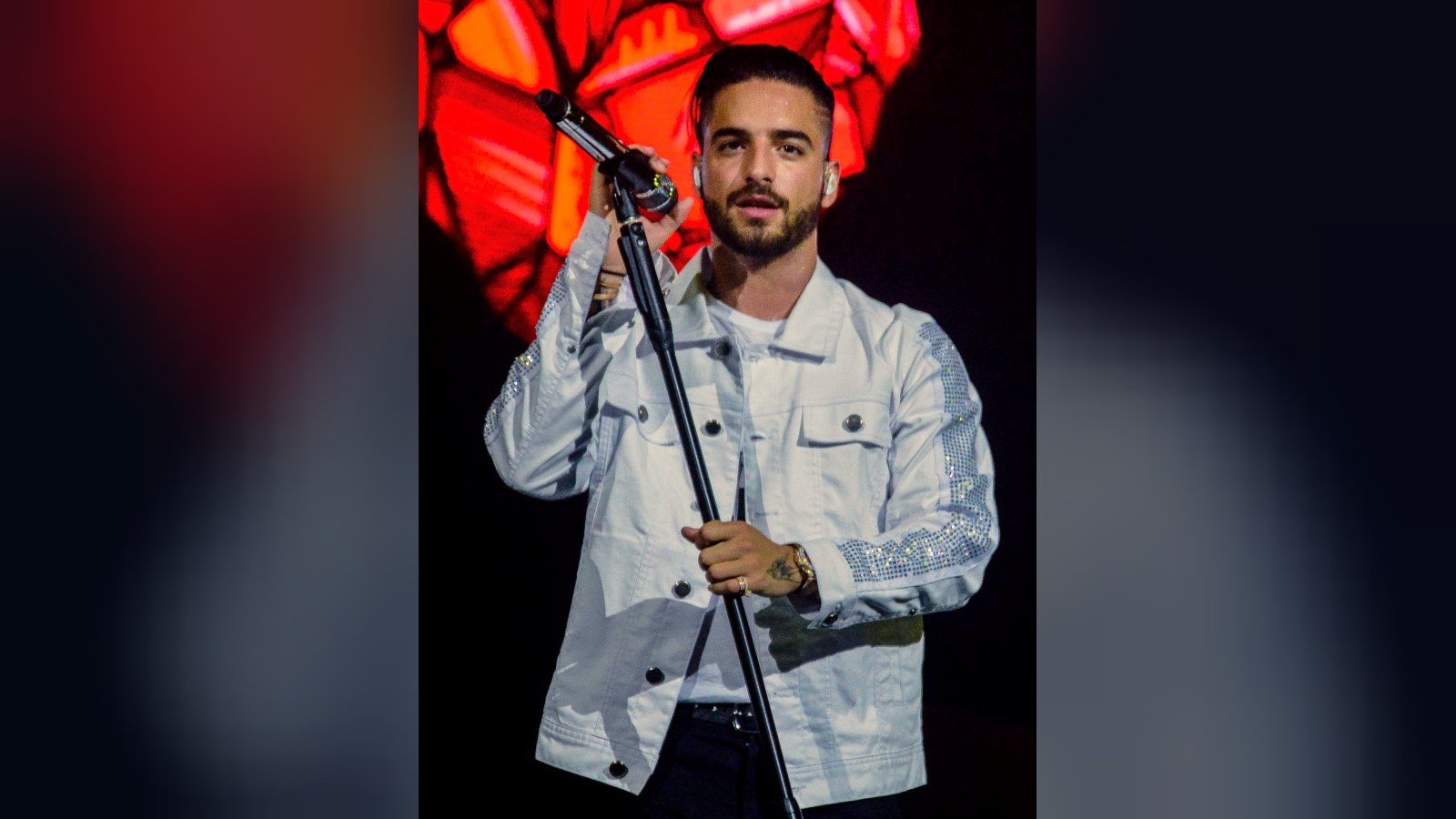 Maluma presenta “Junio”,  su nuevo sencillo y video