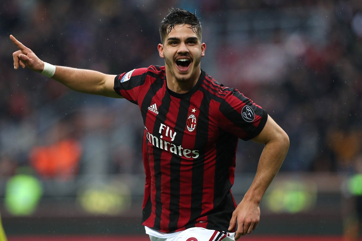 André Silva Celebrando