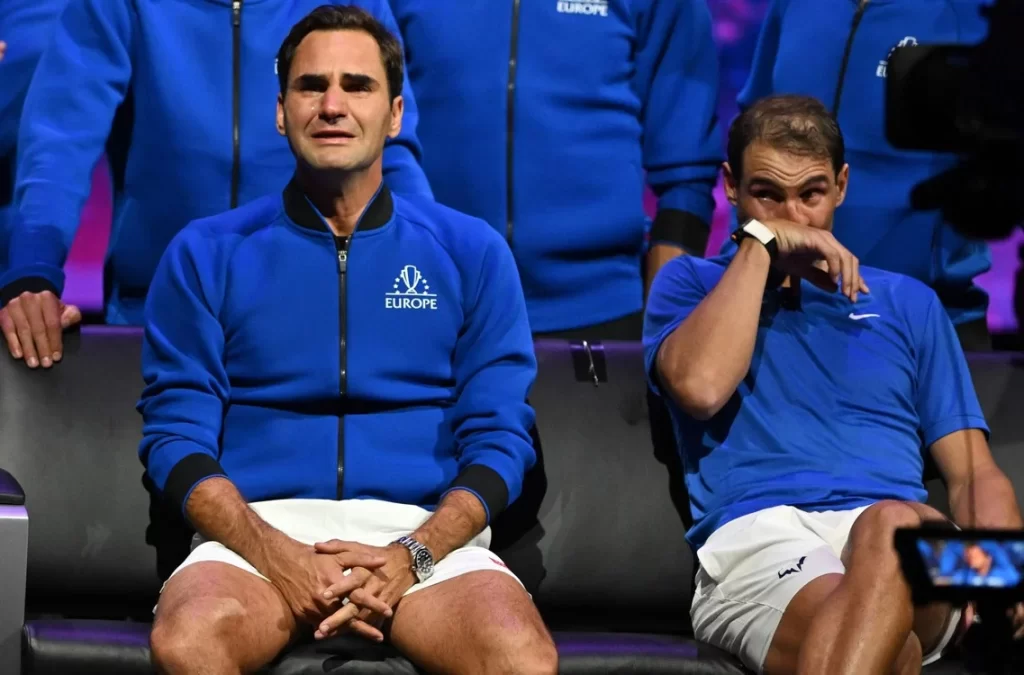 Roger Federer llora en su despedida junto a Rafael Nadal