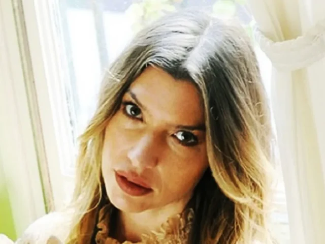 Chloé Bello