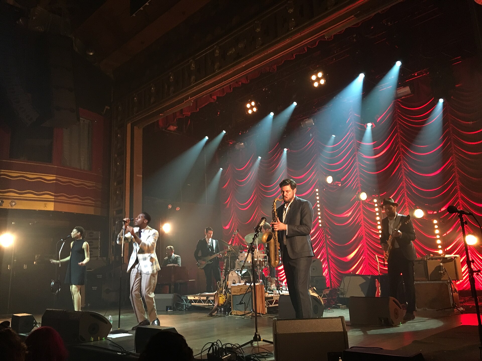 Leon Bridges en Lollapalooza Argentina 2027: quién es, sus discos y qué esperar de su show