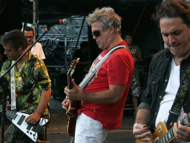 Los Pericos