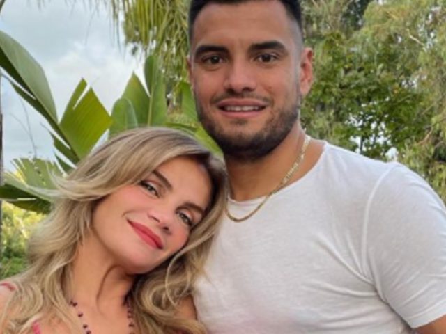 Eliana Guercio y Chiquito Romero celebraron 18 años de casados con mensajes cruzados