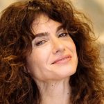 Florencia Raggi estrena su primer unipersonal y habla de la maternidad sin filtros