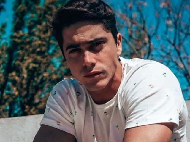 Fran Stoessel, incómodo ante las cámaras: «No voy a hablar de esto, de verdad»