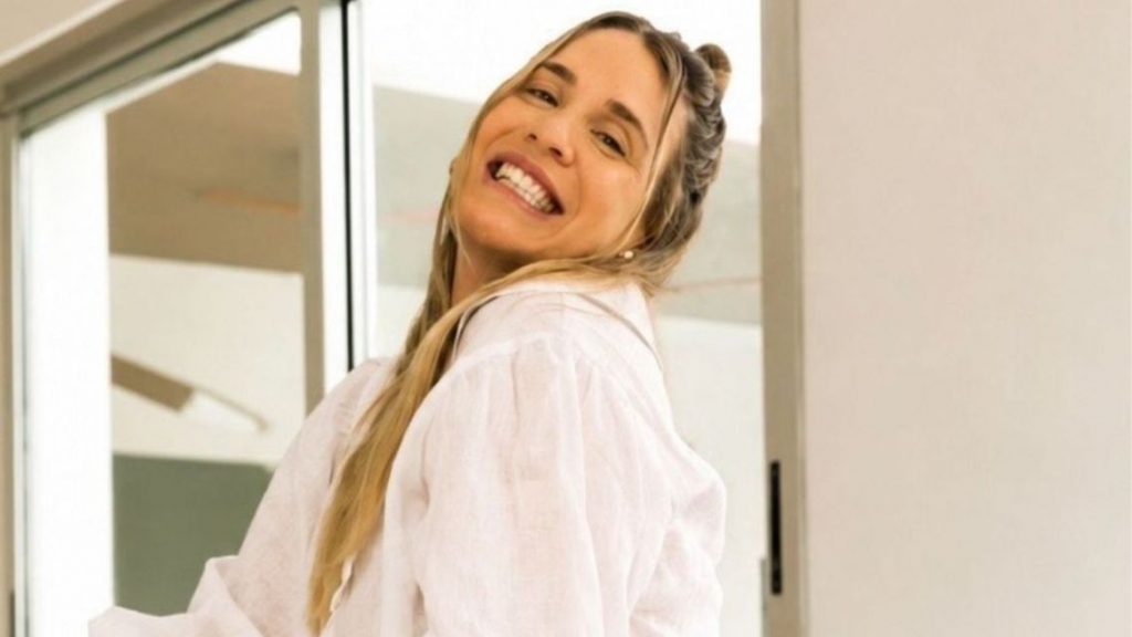 Juli Puente construye un gimnasio en su casa para volver a grabar rutinas