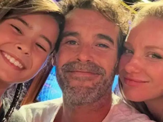 Nicolás Cabré compartió su noche en el Colón con Rocío Pardo y Rufina: “Mis amores”