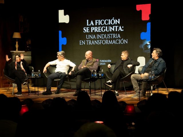 Referentes del espectáculo debatieron sobre el futuro de la ficción nacional