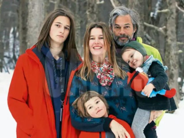 Valentino, el hijo de Dolores Barreiro, se abre camino en la música lejos del perfil mediático familiar