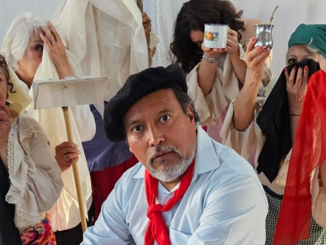 El enfermo imaginario (versión litoraleña) — Teatro La Comedia
